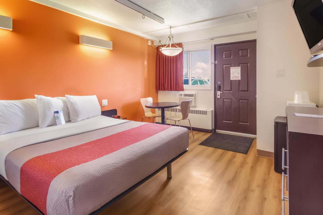 Motel 6-Lethbridge, Ab Exteriér fotografie