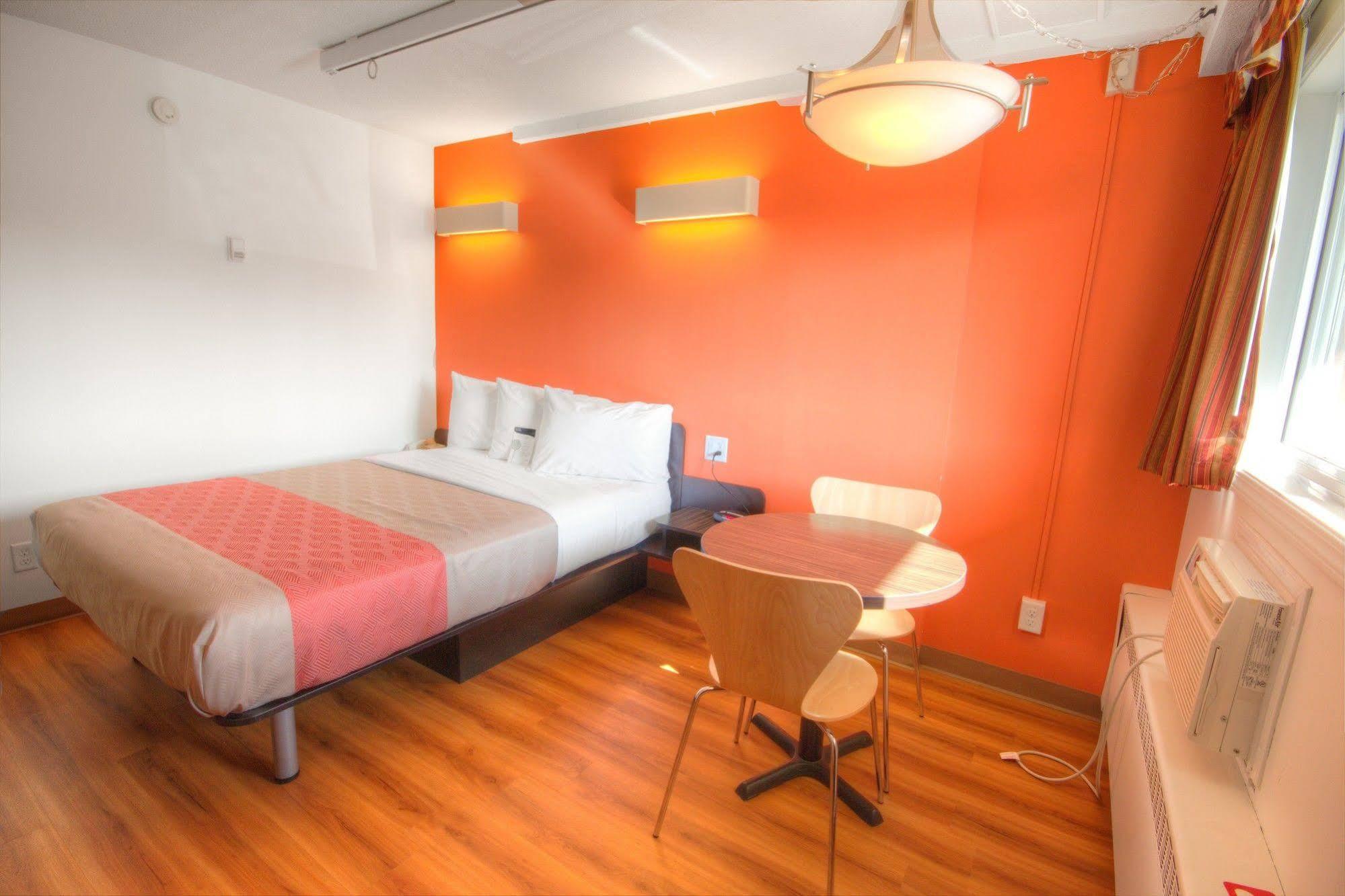 Motel 6-Lethbridge, Ab Exteriér fotografie