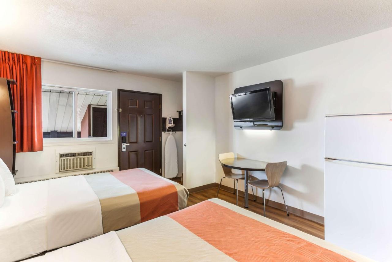 Motel 6-Lethbridge, Ab Exteriér fotografie